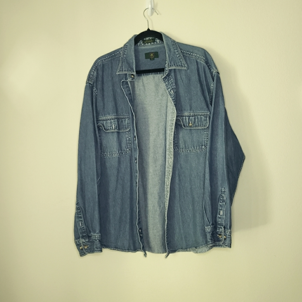 Club Roon denim button up shirt size large 100% cotton